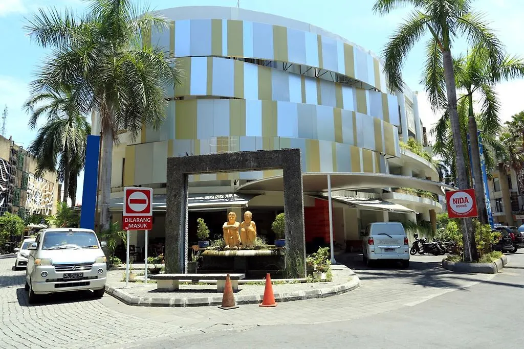 Reddoorz @ Istana Kuta Galeria Guest House Indonesia